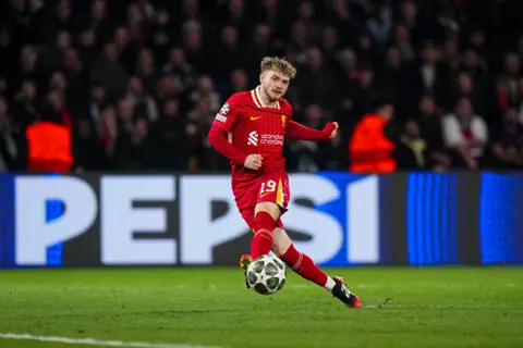 لايبزيج يسعى لضم هارفي إليوت من ليفربول